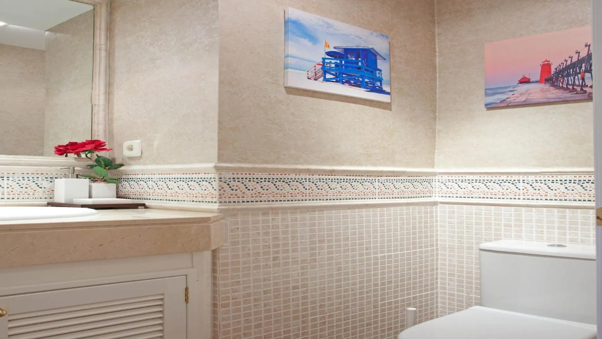 Charming Apartment With Pool Marbella 0*,